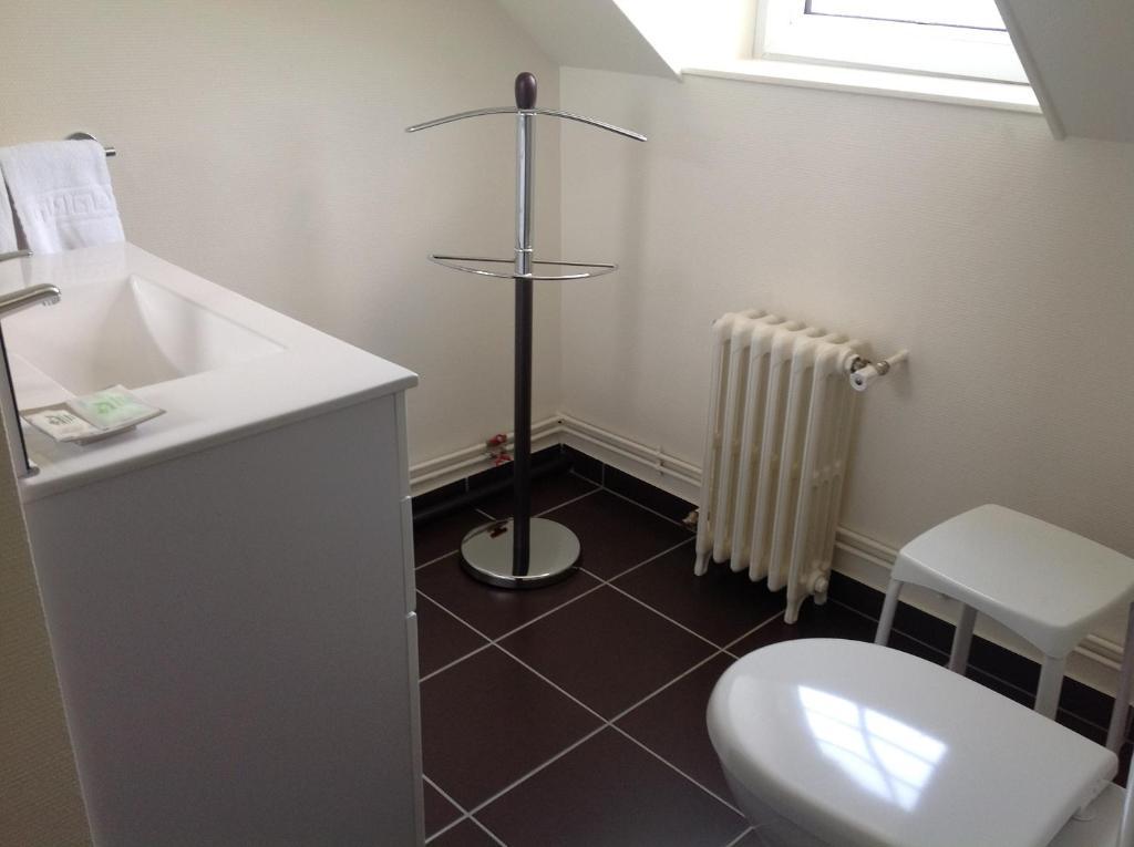 Hotel De France Lillebonne Room photo